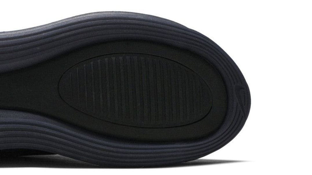 Nike Air Max 720 'Triple Black'