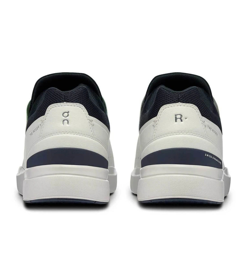 ON  Running THE ROGER Advantage 2 Sneaker White