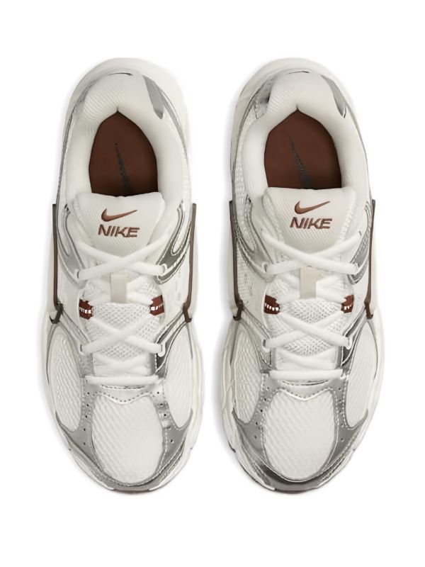 Nike V5 RNR Sail Fauna Brown Phantom Light Orewood Brown