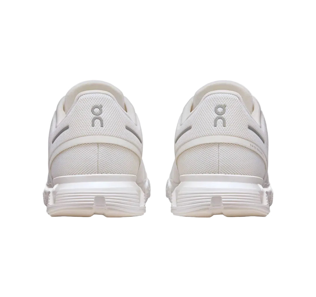 On Running Cloud 6 'Triple White'