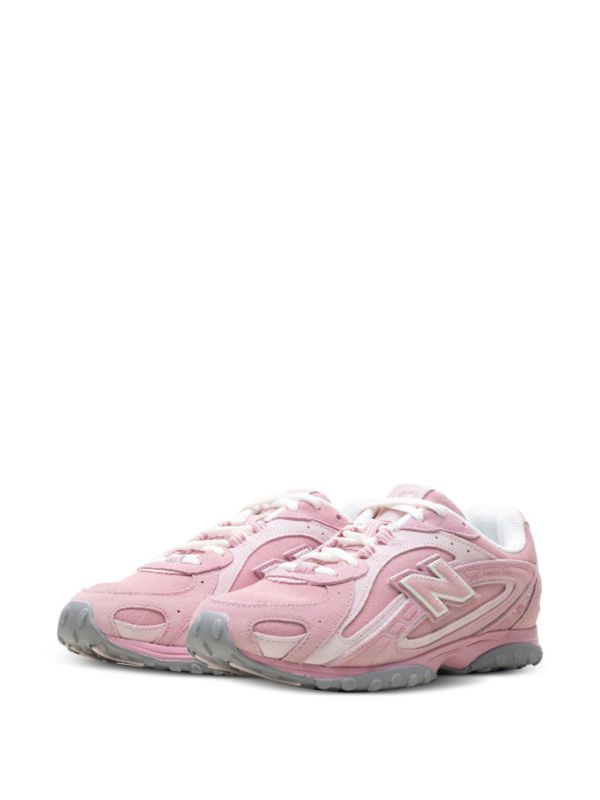 New Balance 204L Pastel Pink
