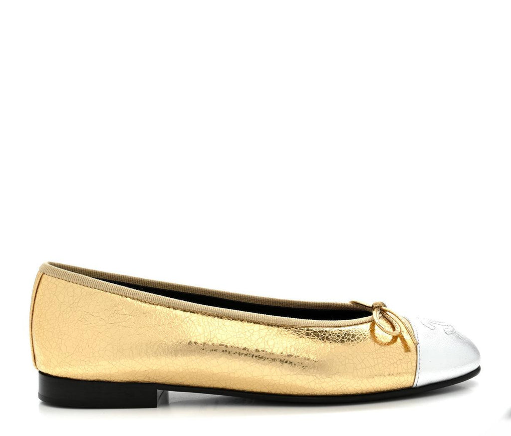 Chanel crackled laminated Calfskin Cc Cap Toe Ballerina Flats