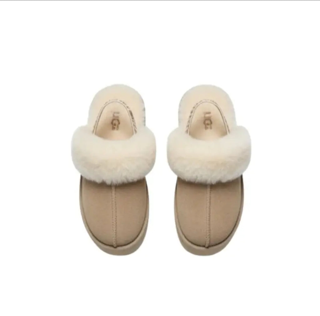UGG Funkette Sand Slipper