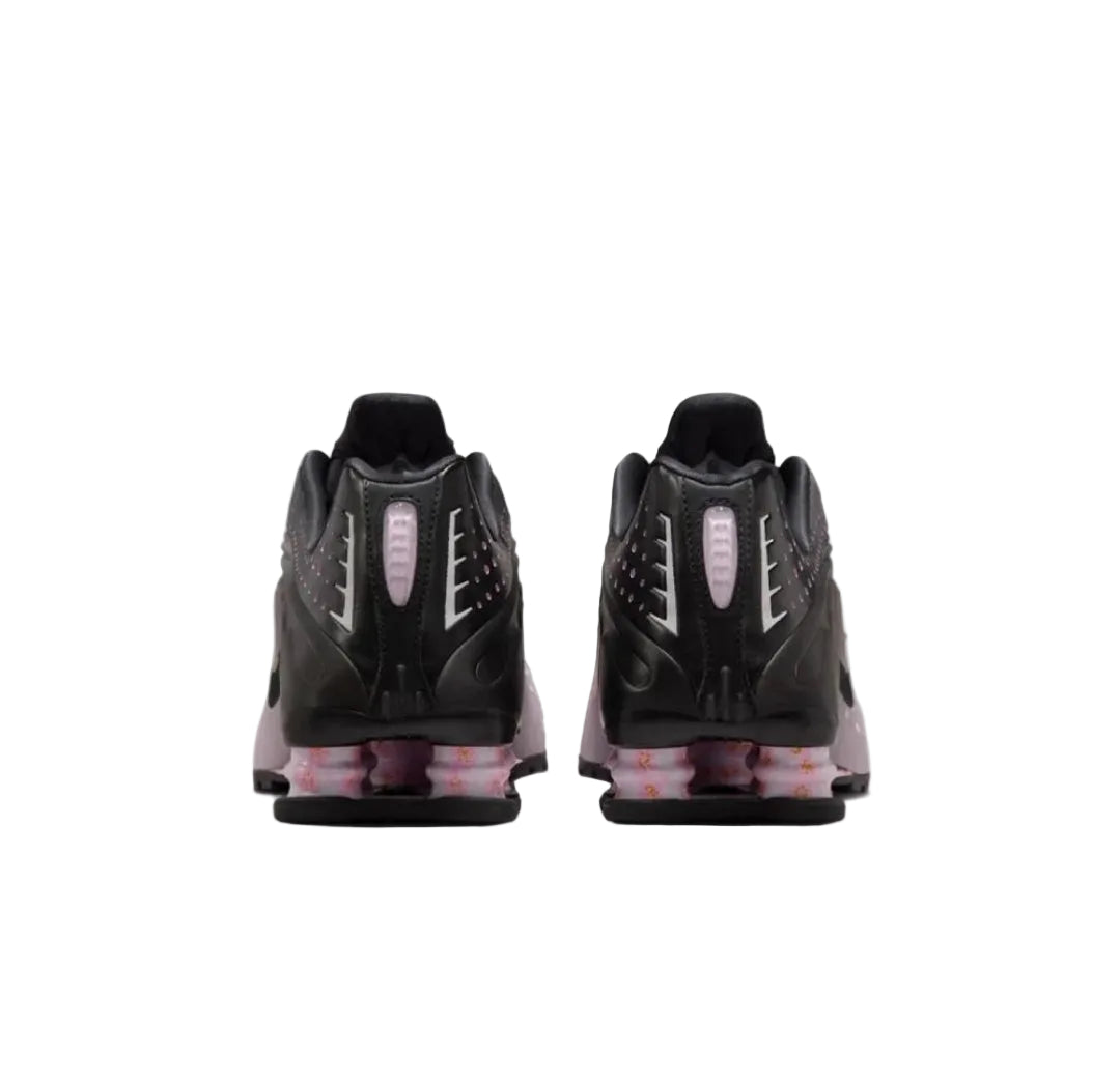 Nike Shox R4  "Sakura"
