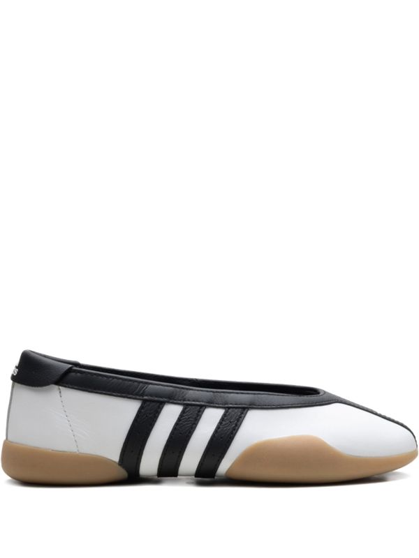 adidas Taekwondo Mei Ballet
White Black (Women's)