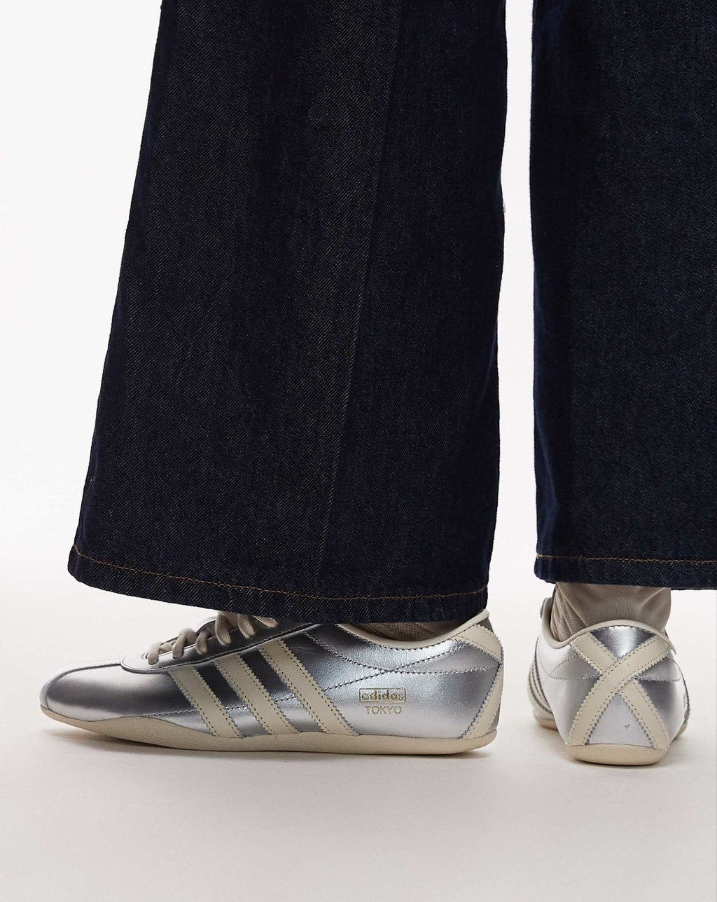 Adidas Tokyo Silver Metallic / Cream White / Gold Metallic