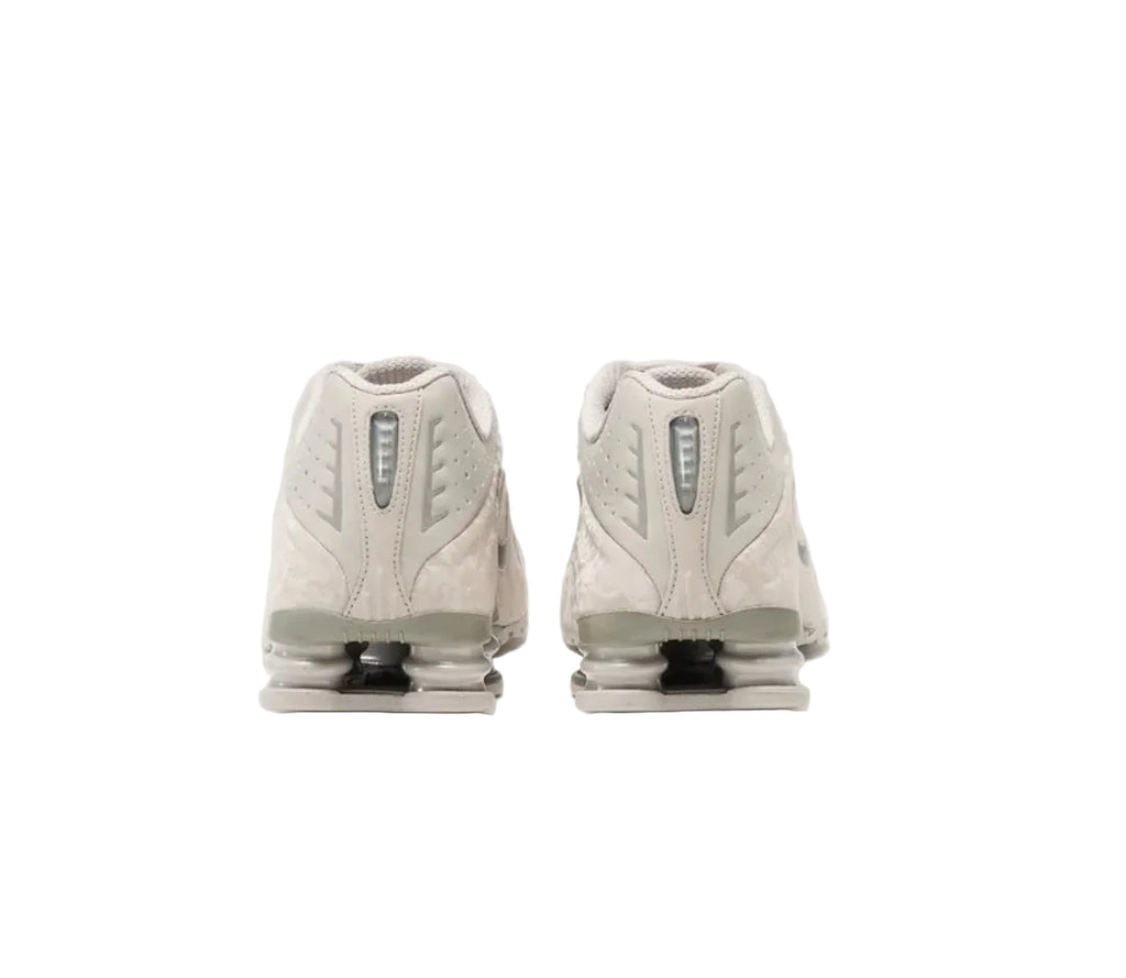 Nike Shox R4 'Flat Pewter Floral'