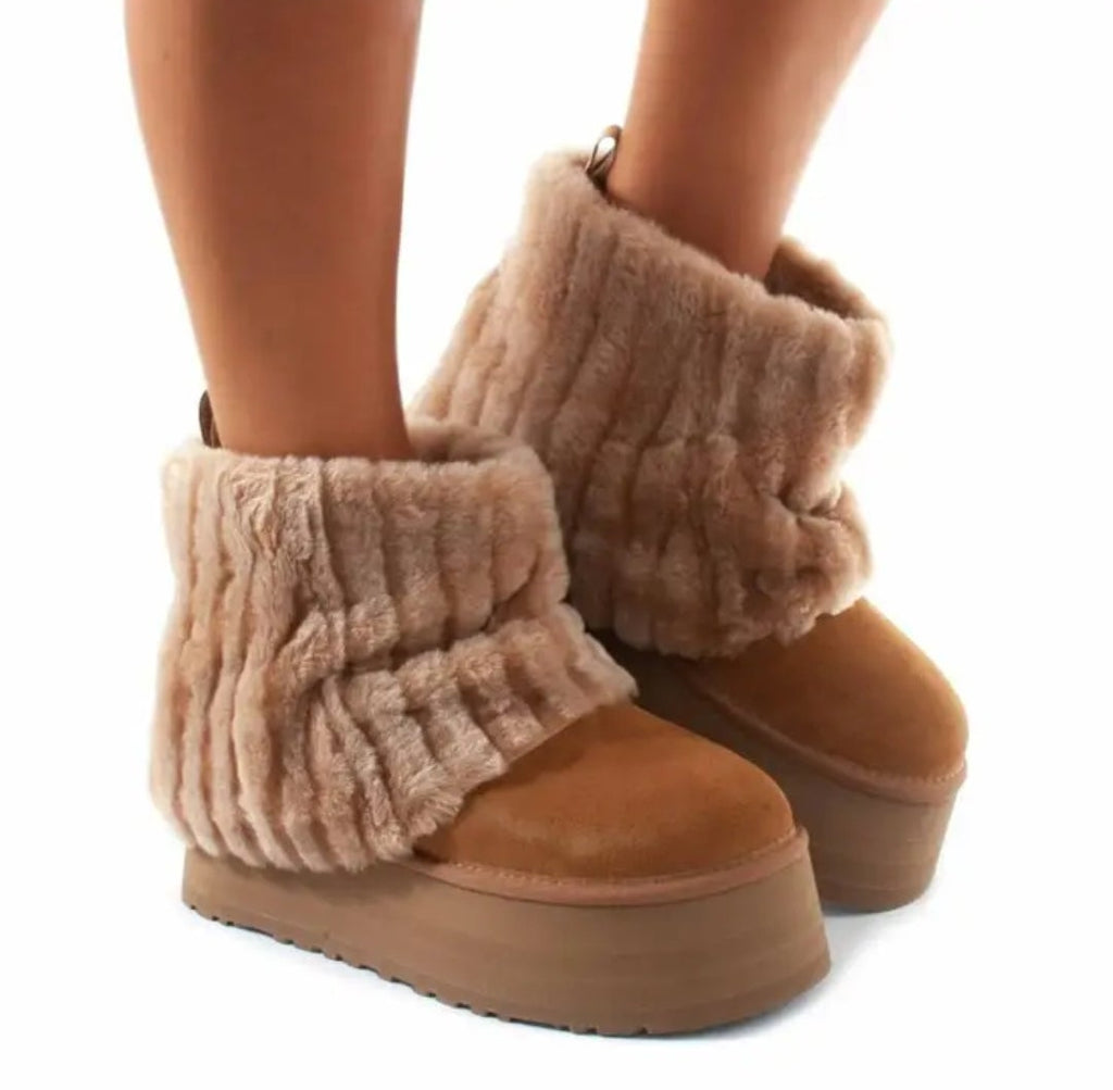 UGG Classic Mini Sherpa Corduroy