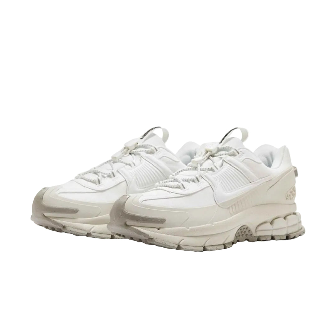 Nike Zoom Vomero Roam Summit White Light Bone Light Iron Ore